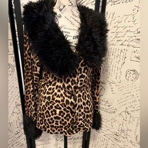 Leopard Print Faux Fur Trim blouse